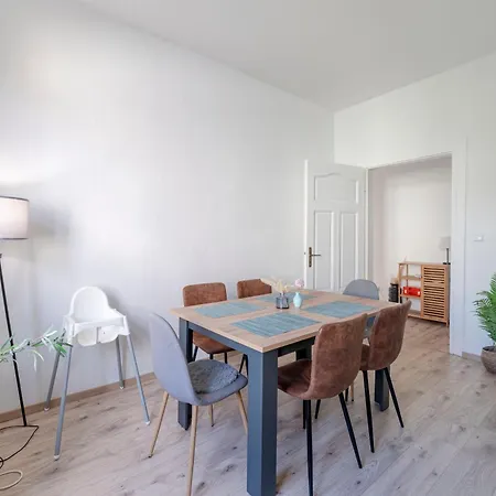 Spacestays For 6 Appartement Bochum