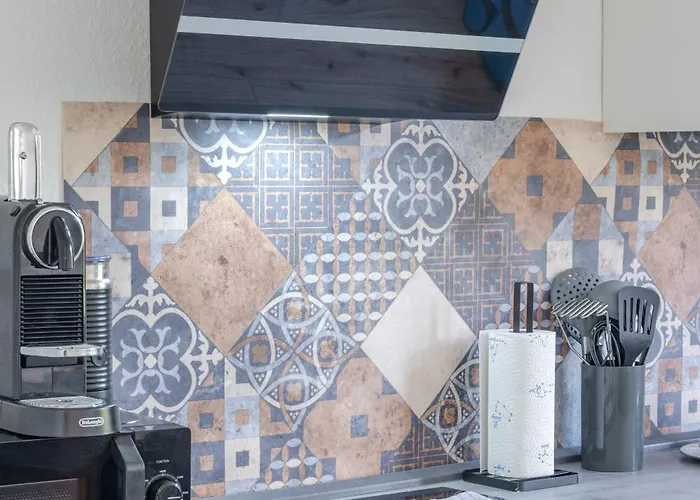 Spacestays For 6 * 波鸿